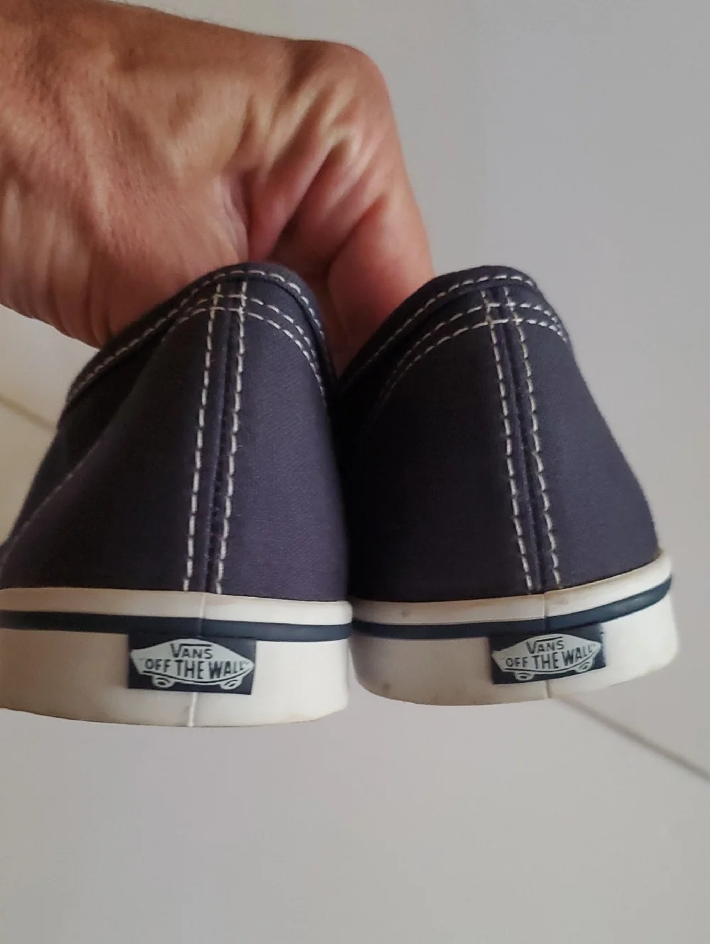 Vans Authentic Canvas Lo Pro Navy Blue. Rare Deadstock Men's 8 Women's 9.5 NWOT.